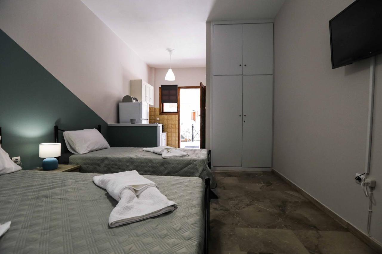 Ak Village Rooms Drepano  Eksteriør billede