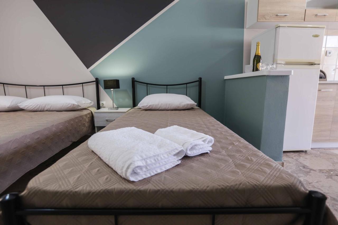Ak Village Rooms Drepano  Eksteriør billede
